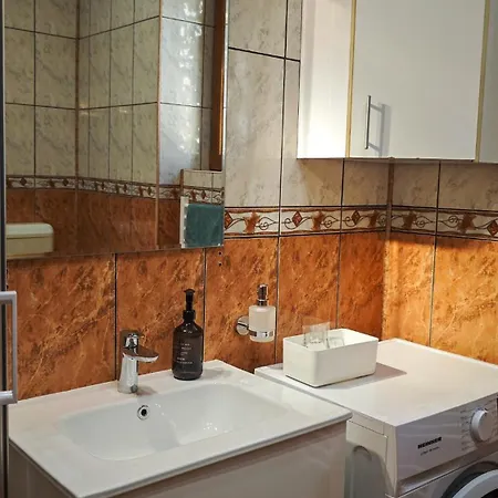 Neuhausz - Ultra-central Xl Apartmán